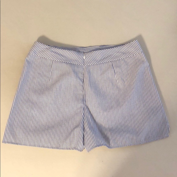 Design Lab blue striped shorts. - Picture 4 of 4